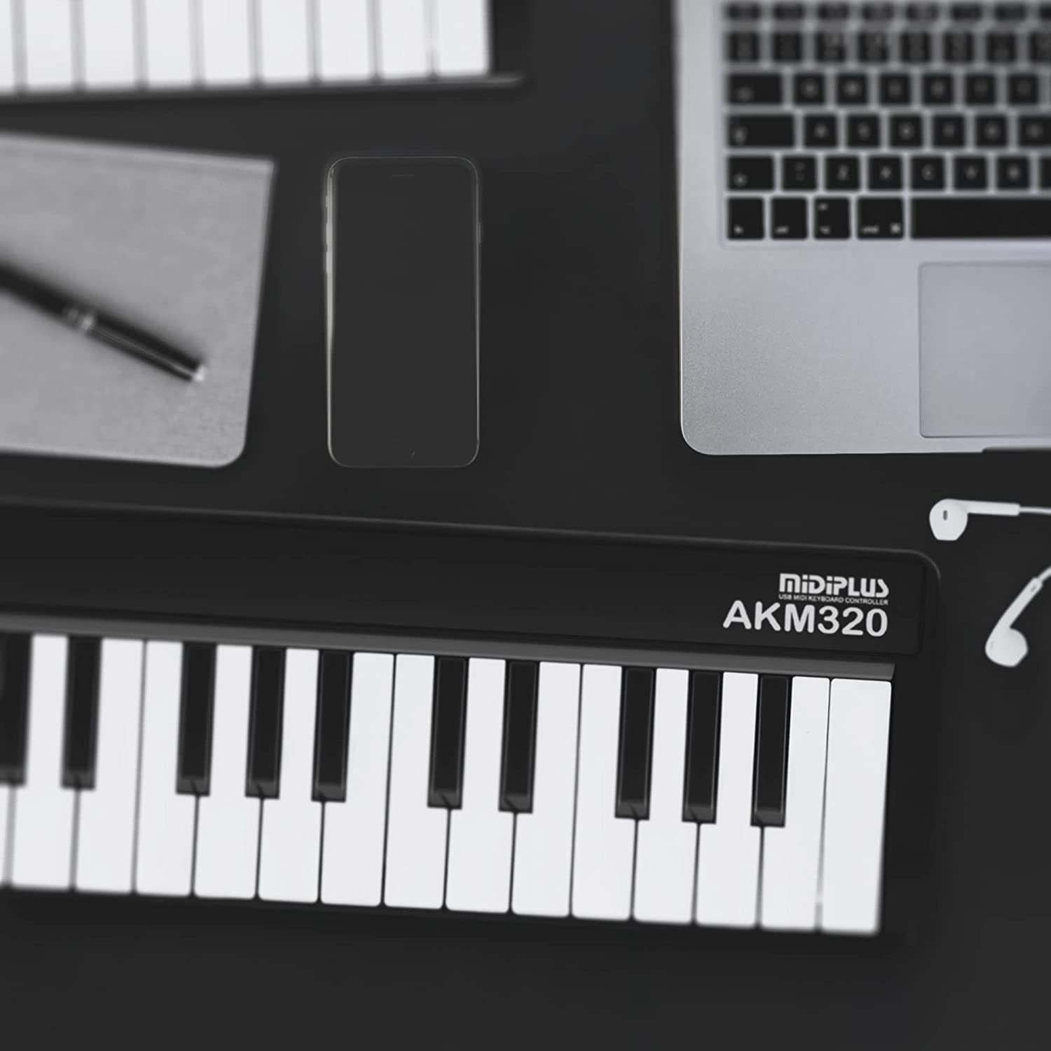 32-Key AKM320 USB MIDI Keyboard Controller